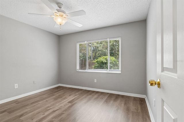 1733 SUTTON PLACE, Dunedin, FL 34698