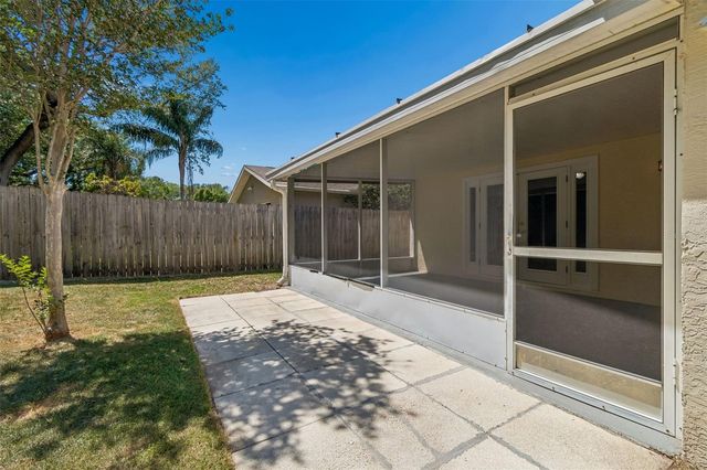 1733 SUTTON PLACE, Dunedin, FL 34698