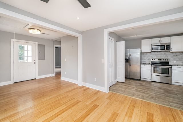 910 29th Ave, N, Nashville, TN 37209