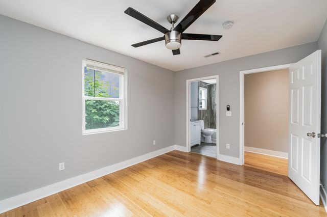 910 29th Ave, N, Nashville, TN 37209