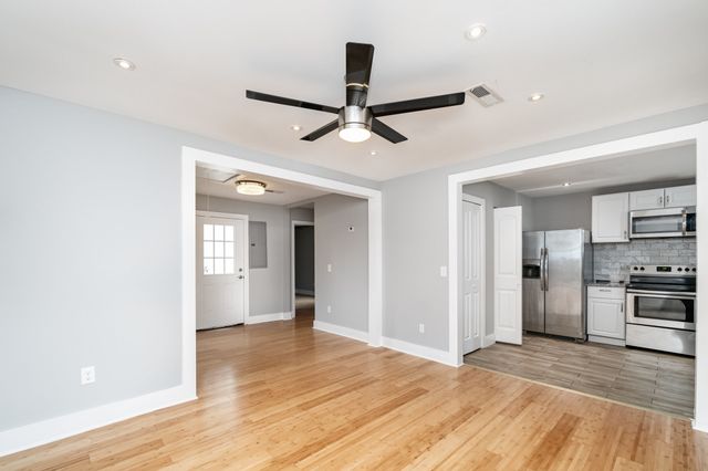 910 29th Ave, N, Nashville, TN 37209