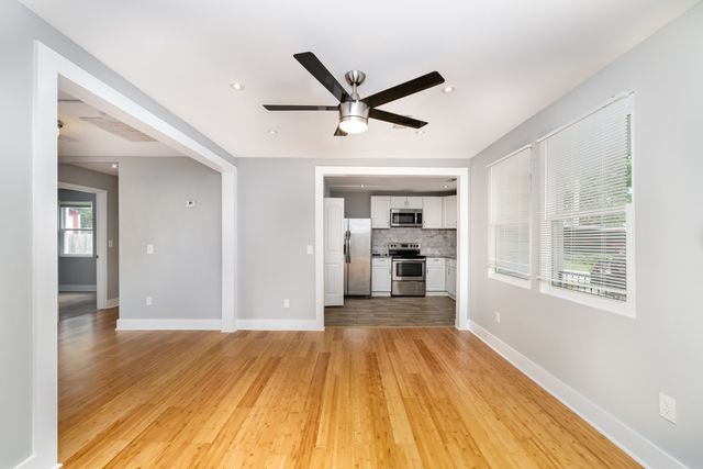 910 29th Ave, N, Nashville, TN 37209