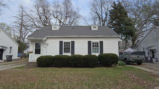 1216 S Boeke Road, Evansville, IN 47714