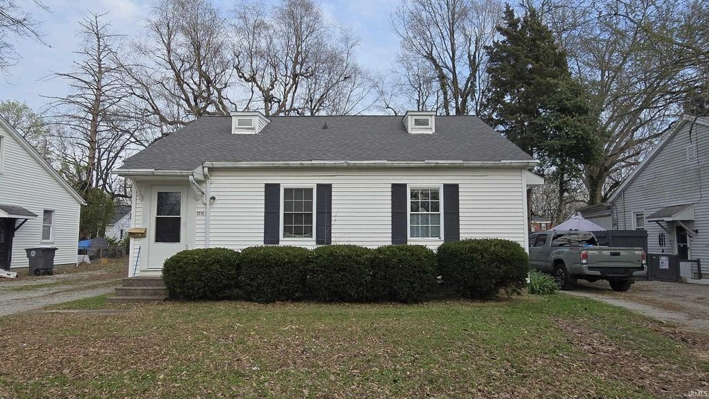 1216 S Boeke Road, Evansville, IN 47714