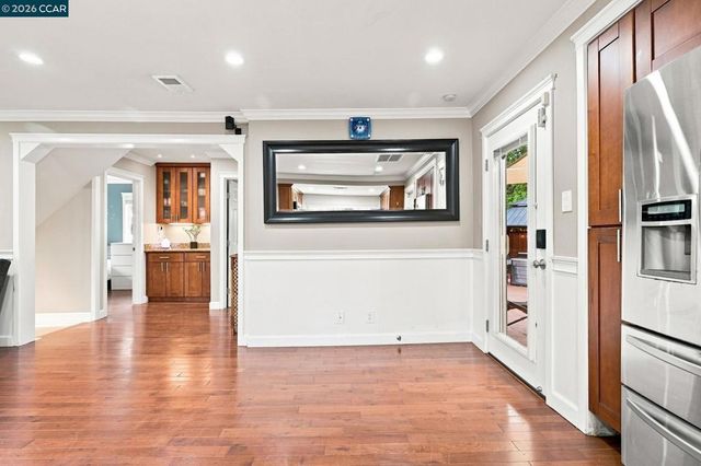 4074 Hamlet Ct, Concord, CA 94521