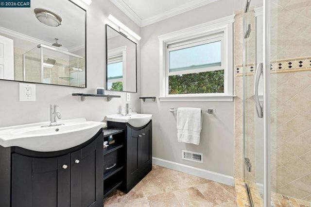 4074 Hamlet Ct, Concord, CA 94521