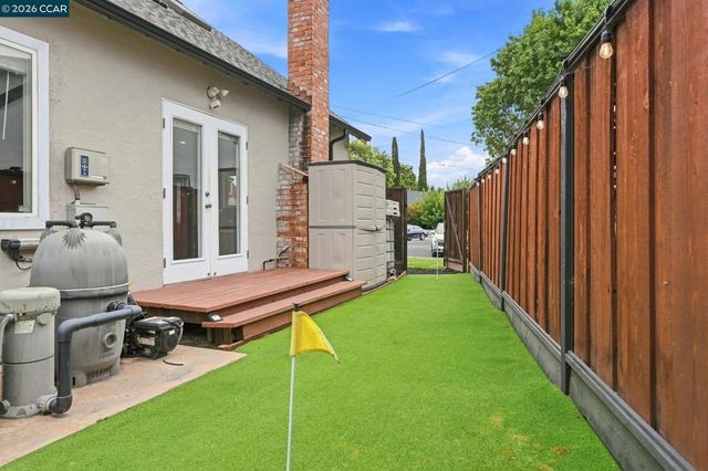 4074 Hamlet Ct, Concord, CA 94521