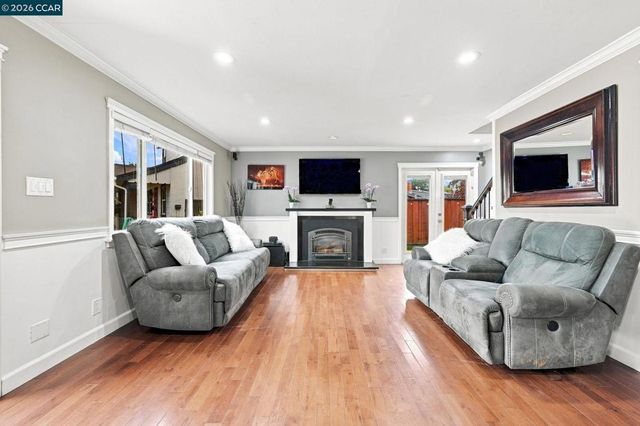 4074 Hamlet Ct, Concord, CA 94521