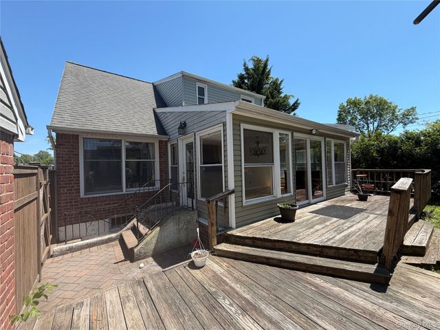 140 Wickshire Drive, East Meadow, NY 11554