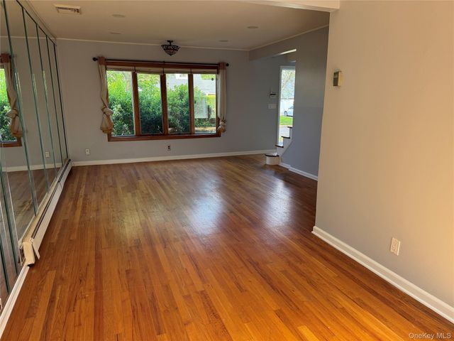 140 Wickshire Drive, East Meadow, NY 11554