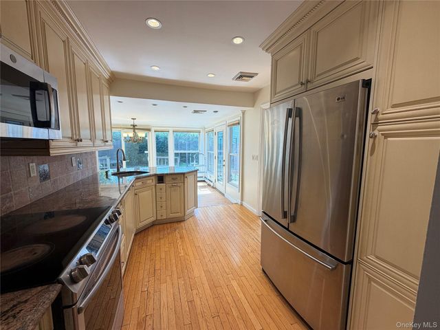 140 Wickshire Drive, East Meadow, NY 11554