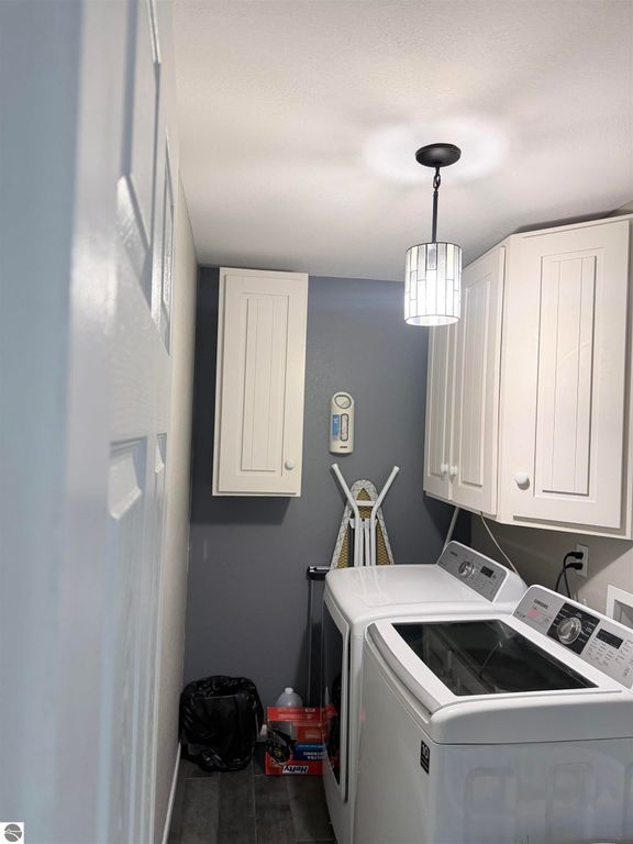 Image 16 of property listing at 302 W Grand Avenue, Mt Pleasant, MI 48858