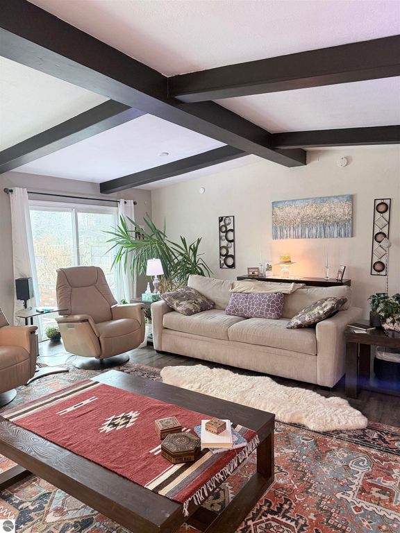 Image 3 of property listing at 302 W Grand Avenue, Mt Pleasant, MI 48858