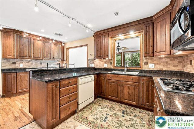 475 Crowthers Road, Springfield Twp, PA 18951