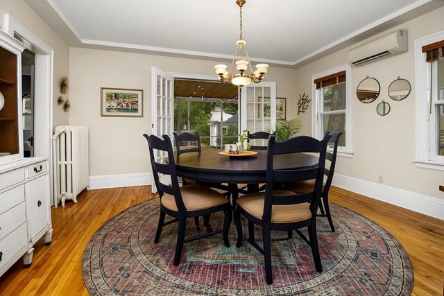899 Osceola Avenue, Saint Paul, MN 55105