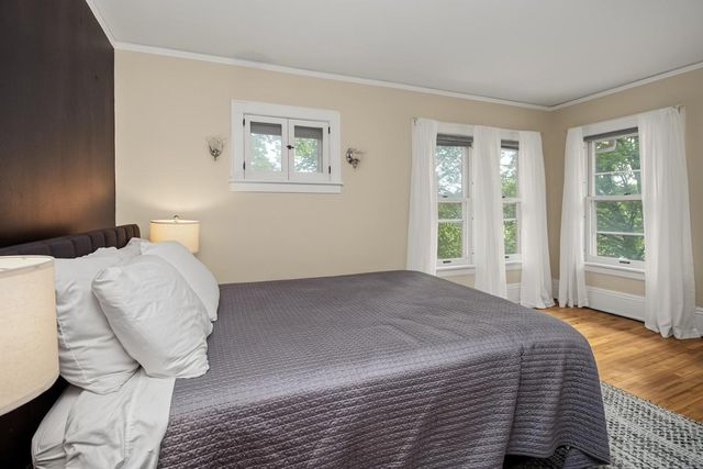 899 Osceola Avenue, Saint Paul, MN 55105
