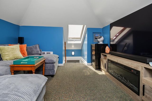899 Osceola Avenue, Saint Paul, MN 55105