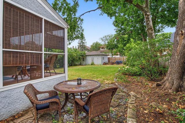 899 Osceola Avenue, Saint Paul, MN 55105