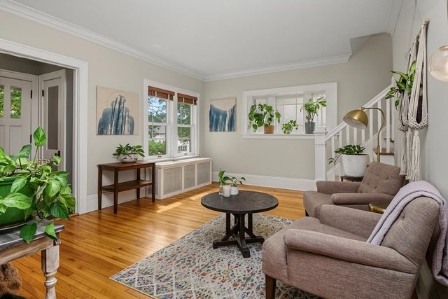 899 Osceola Avenue, Saint Paul, MN 55105