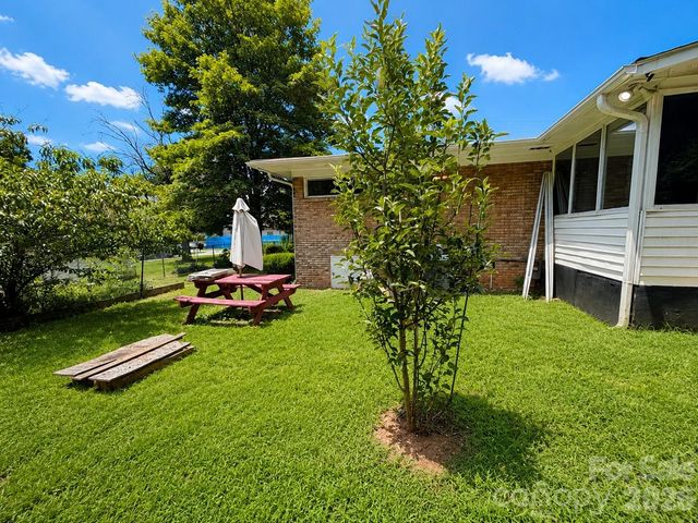 1117 Opal Street, Charlotte, NC 28208