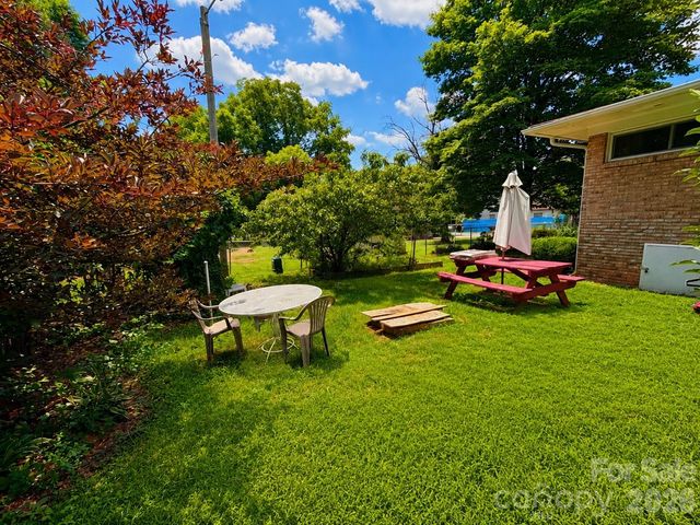 1117 Opal Street, Charlotte, NC 28208