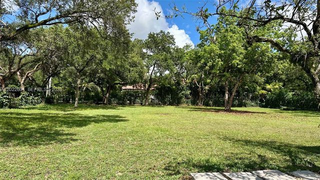 6801 SW 102nd Ave 0, Miami, FL 33173