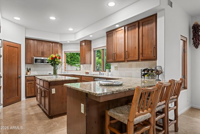 10007 N 55TH Street, Paradise Valley, AZ 85253