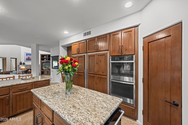 10007 N 55TH Street, Paradise Valley, AZ 85253
