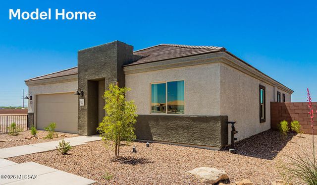 755 W Calle Lupa, Sahuarita, AZ 85629