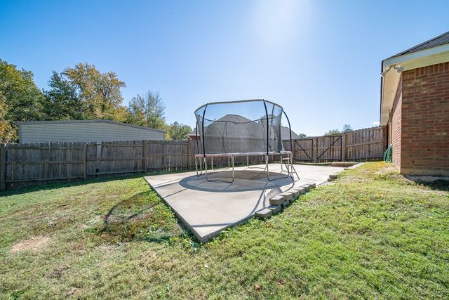 206 Lee Road 2083, Phenix City, AL 36870