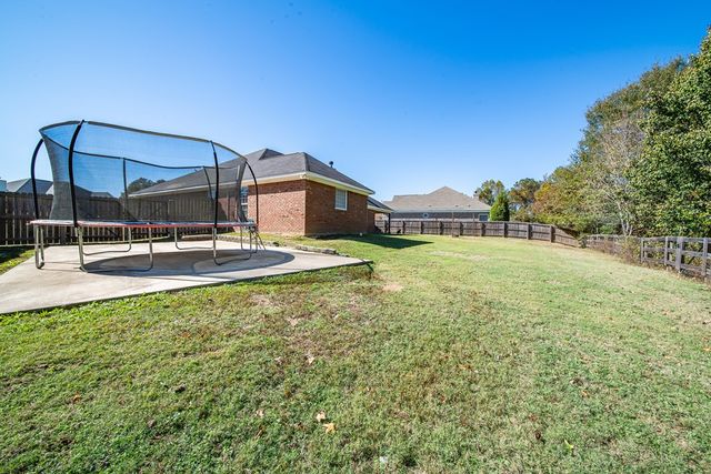 206 Lee Road 2083, Phenix City, AL 36870