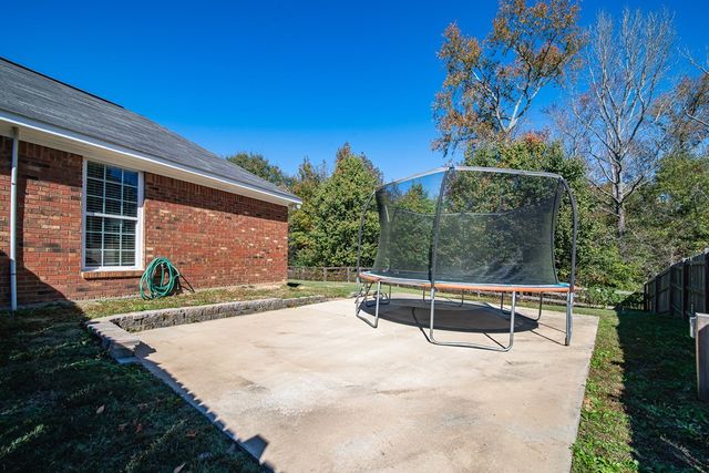 206 Lee Road 2083, Phenix City, AL 36870