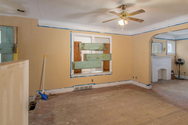 14741 Coram Street, Detroit, MI 48205