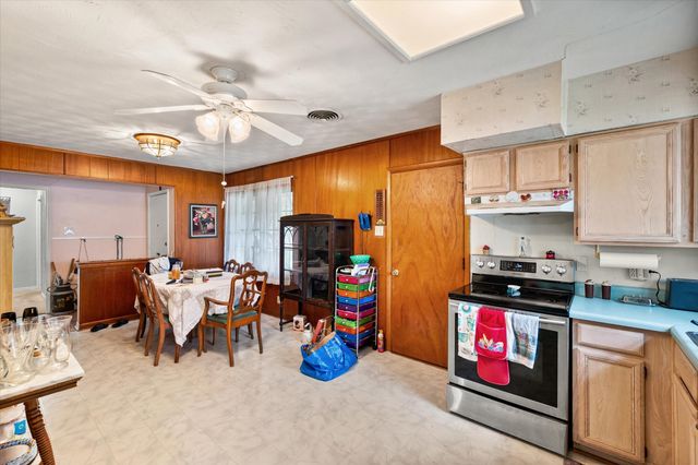 1715 Bradford Drive, Arlington, TX 76010