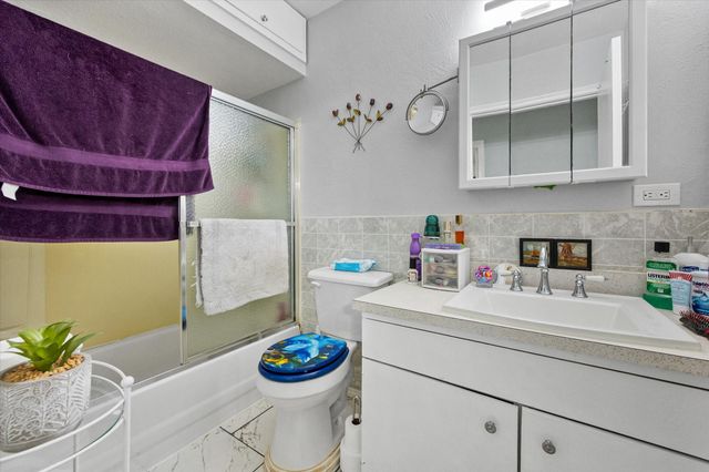 1715 Bradford Drive, Arlington, TX 76010