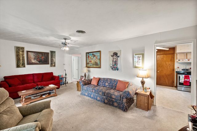 1715 Bradford Drive, Arlington, TX 76010