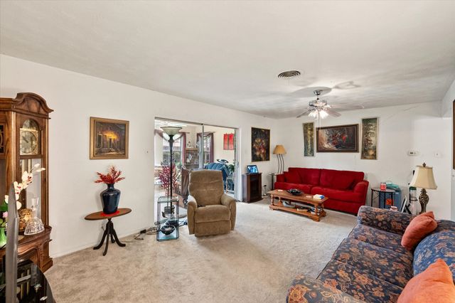 1715 Bradford Drive, Arlington, TX 76010