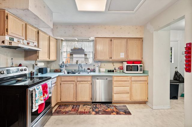 1715 Bradford Drive, Arlington, TX 76010