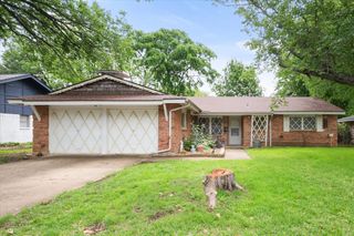 1715 Bradford Drive, Arlington, TX 76010