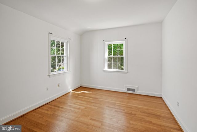 5811 WALTON RD, Bethesda, MD 20817