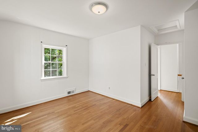 5811 WALTON RD, Bethesda, MD 20817