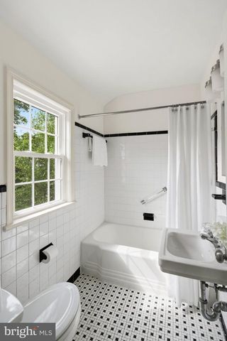 5811 WALTON RD, Bethesda, MD 20817