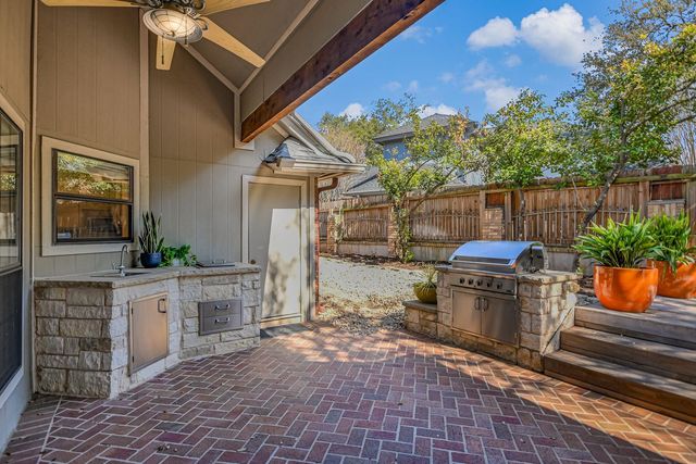5402 Odessa LN, Austin, TX 78731