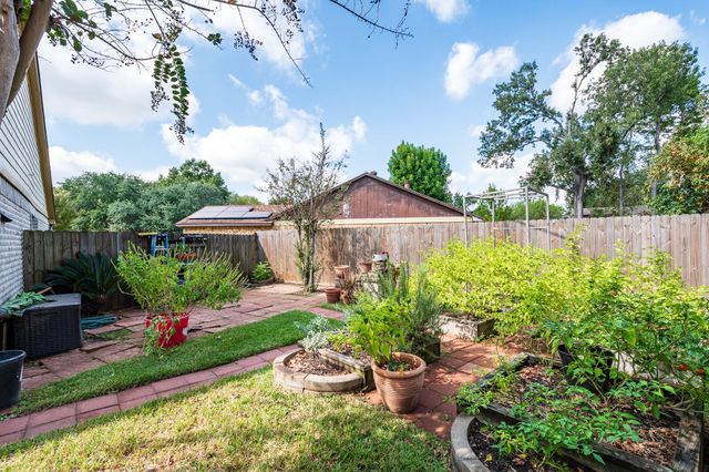 19014 Pine Trace Court, Humble, TX 77346