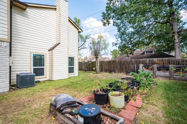 19014 Pine Trace Court, Humble, TX 77346