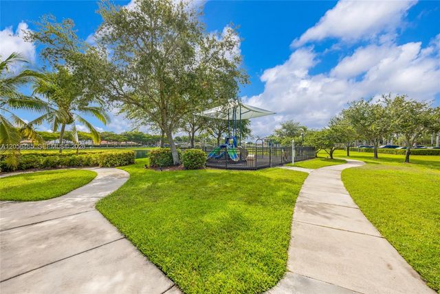 22501 SW 88th Place 525, Cutler Bay, FL 33190