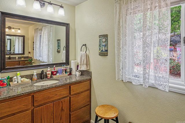38 Baeza Way, Hot Springs Village, AR 71909