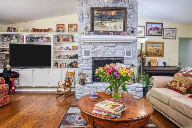 38 Baeza Way, Hot Springs Village, AR 71909