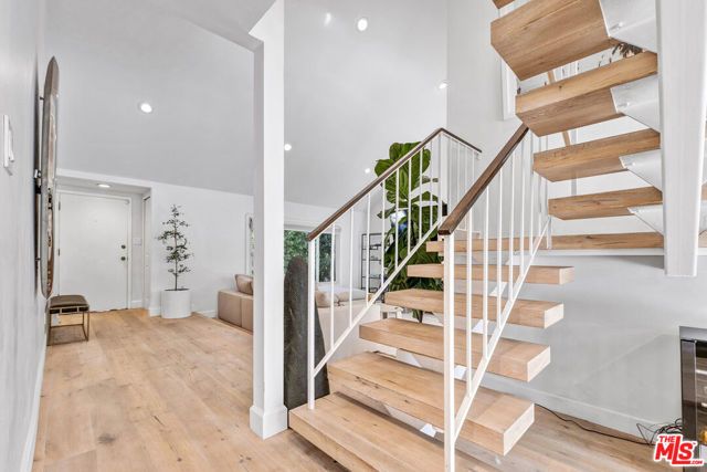 5101 Keli Court, Los Angeles, CA 90066