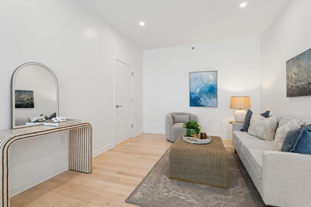 3104 W Lake Street 412, Minneapolis, MN 55416